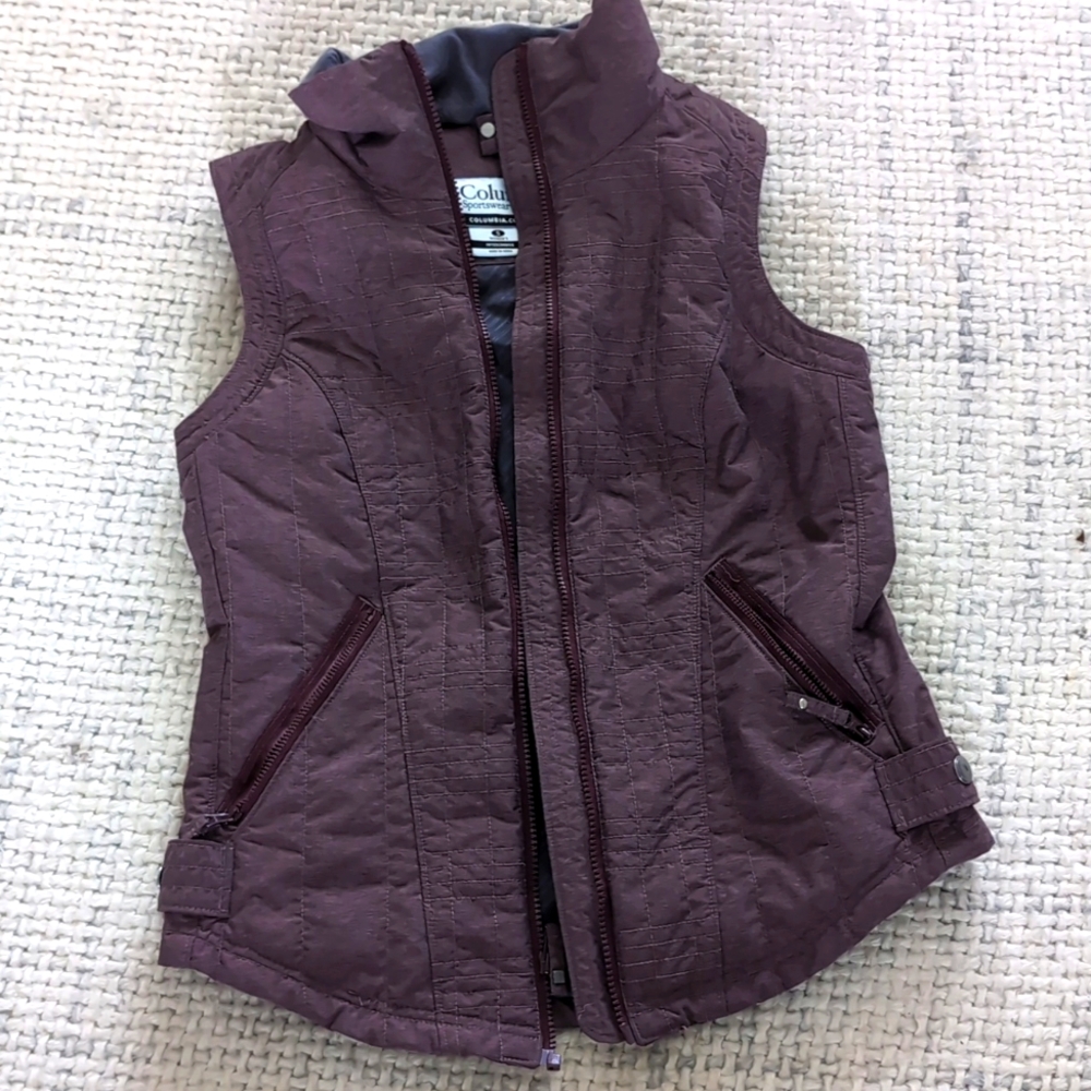Columbia Women's quilted vest